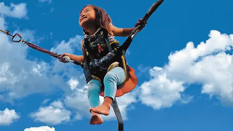 バンジーバンジーで空高くジャンプ!